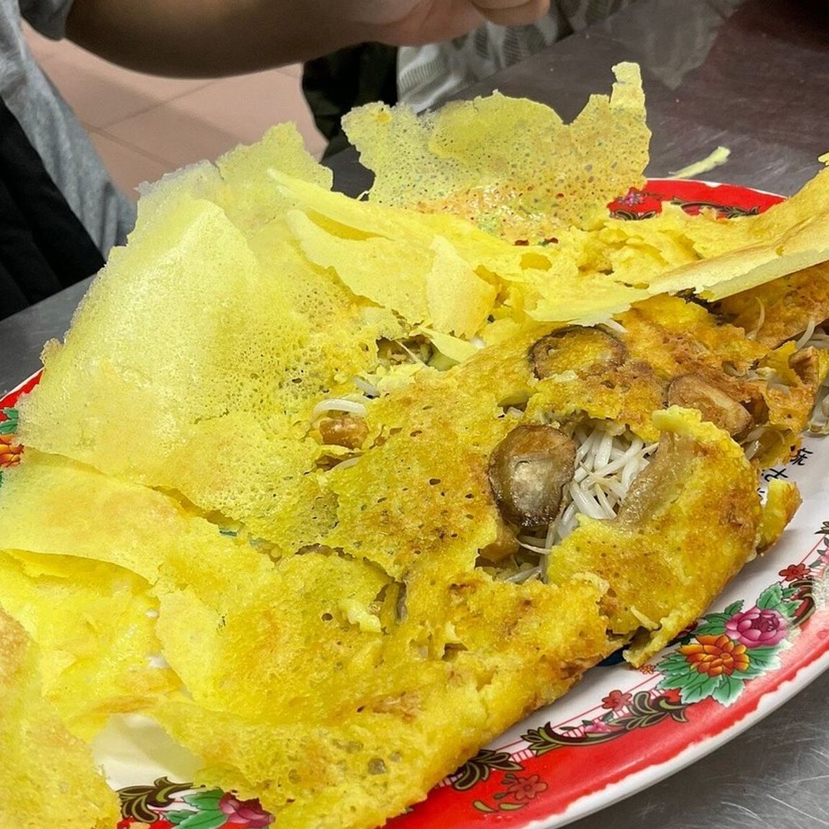 Top Notch Street Food Motorbike Tour In Saigon