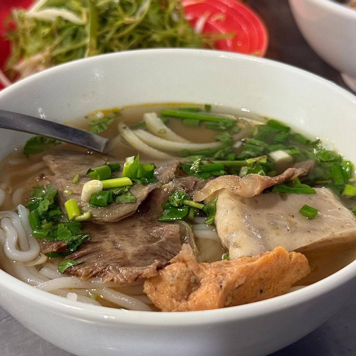 Top Notch Street Food Motorbike Tour In Saigon