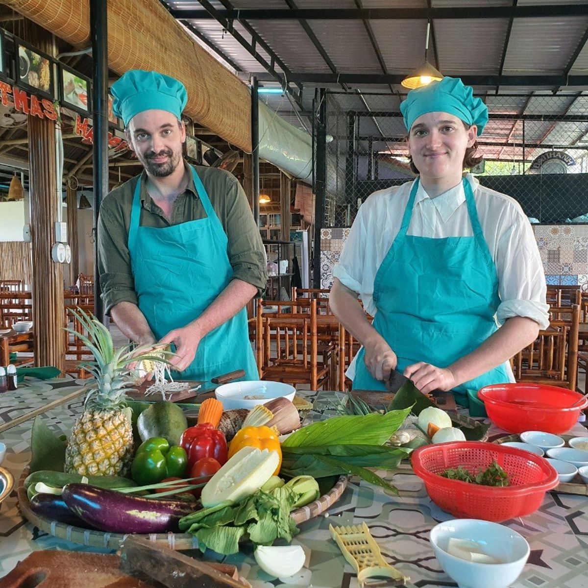 Hoi An Cooking Class with Market Visit and Bamboo Basket Boat Tour