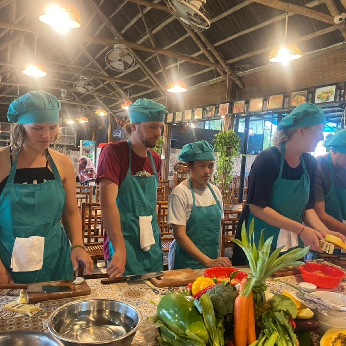 Hoi An Cooking Class with Market Visit and Bamboo Basket Boat Tour