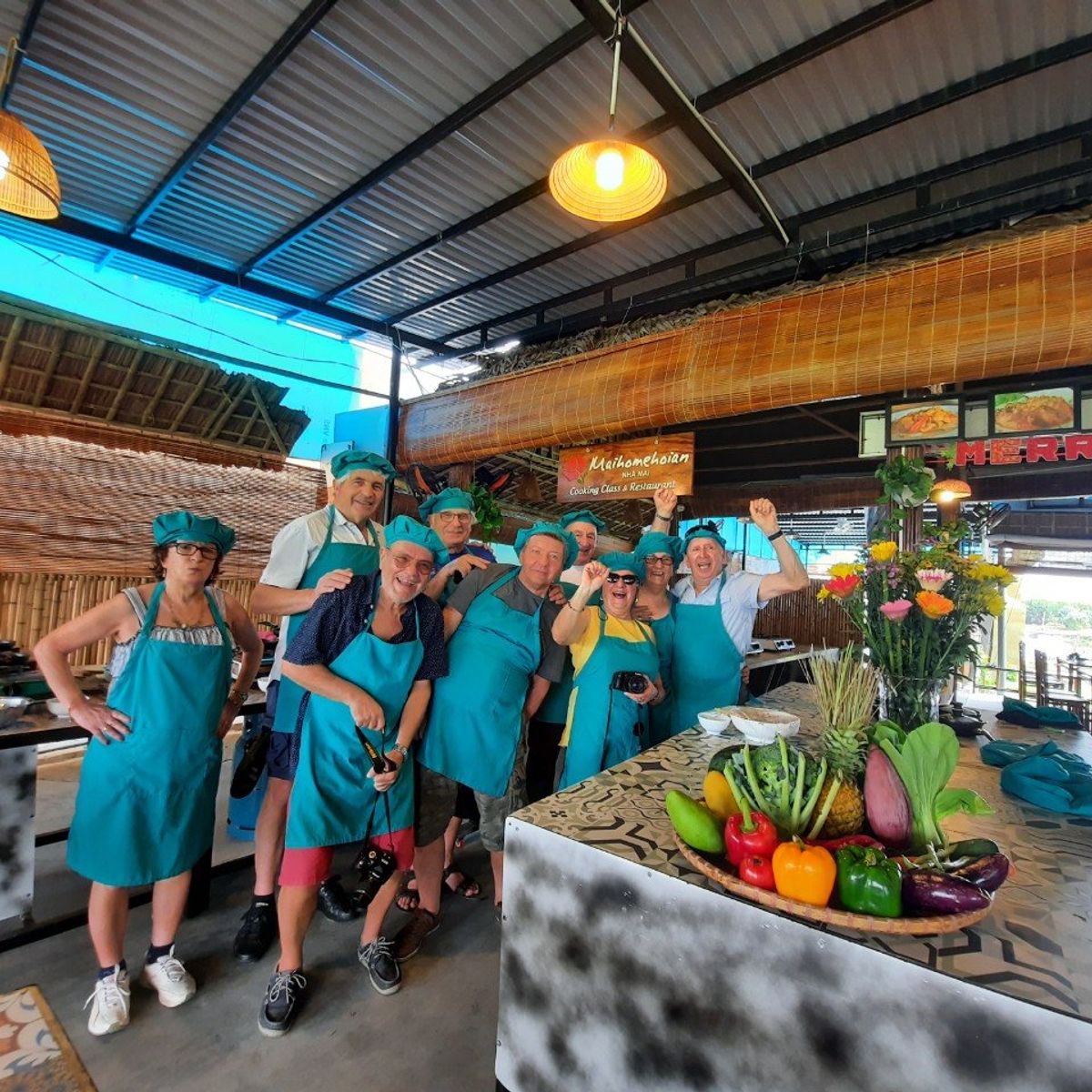Hoi An Cooking Class with Market Visit and Bamboo Basket Boat Tour