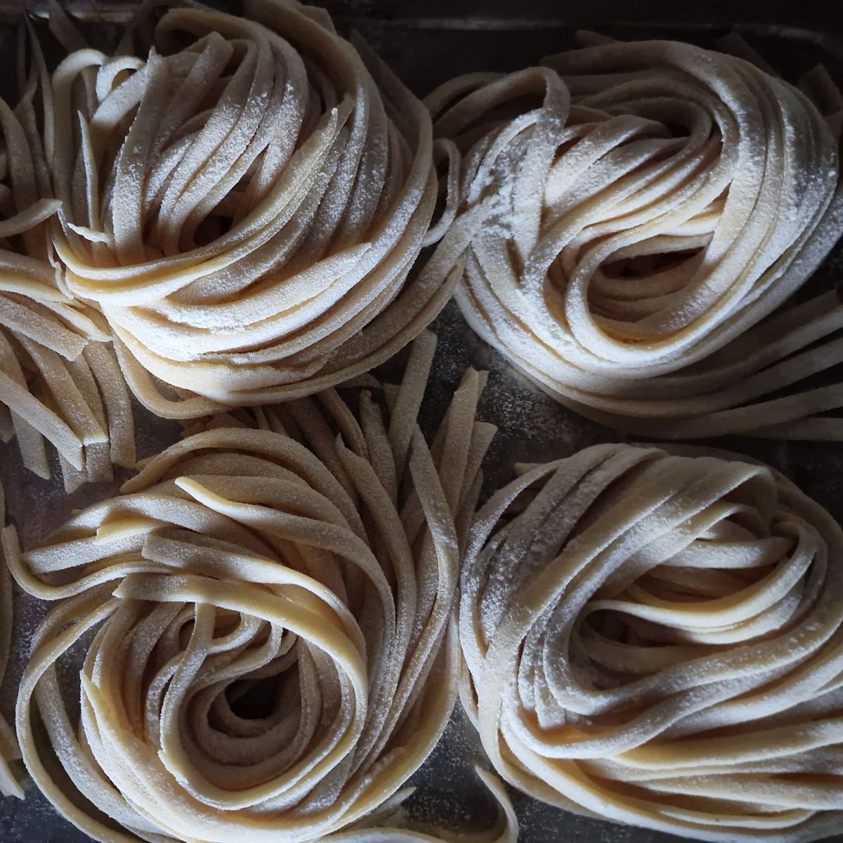Traditioneller handgemachter Pasta-Kochkurs in einem toskanischen Bauernhaus