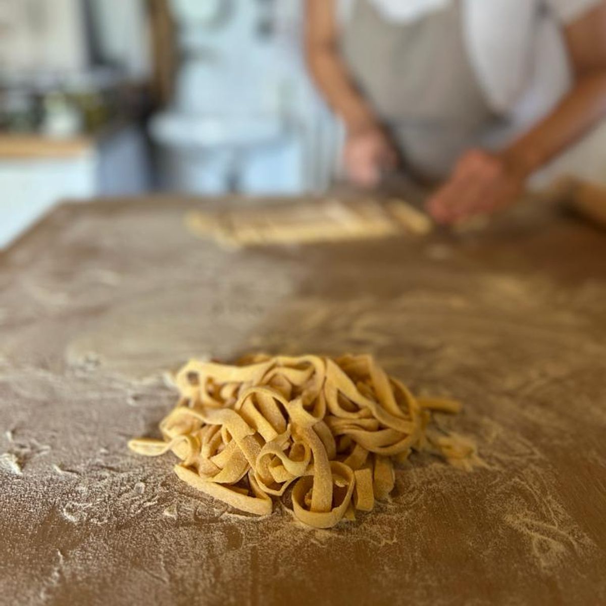 Traditioneller handgemachter Pasta-Kochkurs in einem toskanischen Bauernhaus
