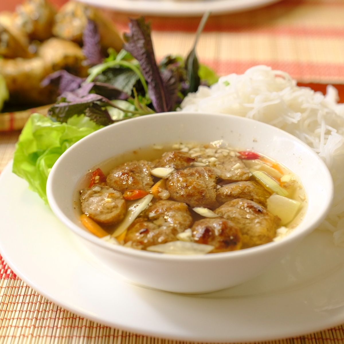 Traditional Hanoi Vegetarian Cooking Class with Market Tour: 5 Authentic Dishes