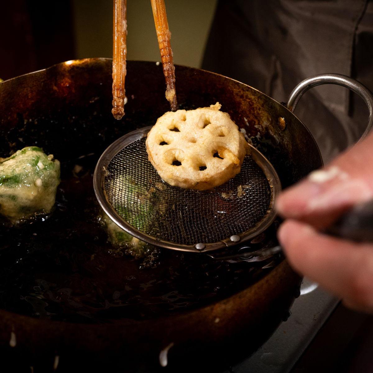 Traditional Tokyo Home Cooking: Handmade Udon, Tempura & Omelette