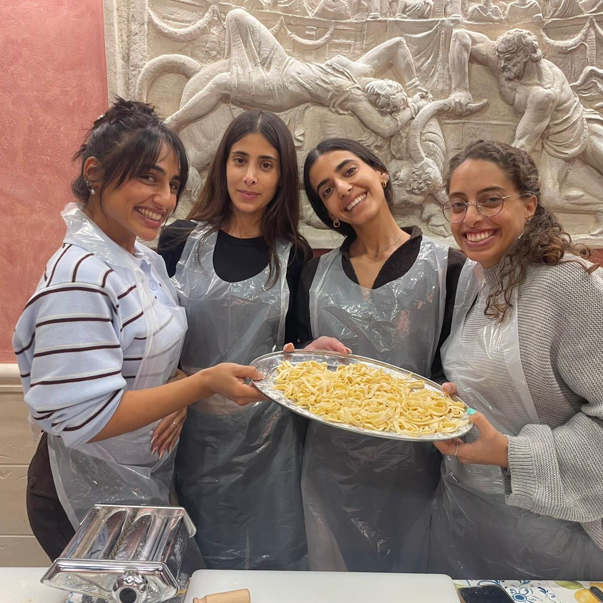 Trastevere Cooking Class: Fresh Pasta, Tiramisù & Italian Wine Experience