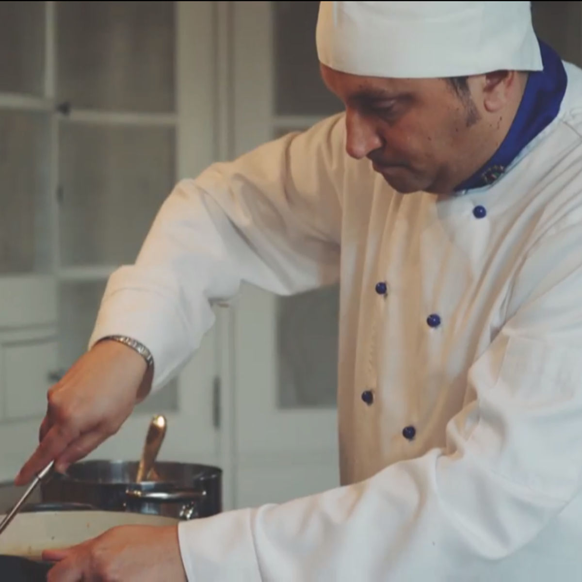 Rustic Tuscan Delights: Cooking with Chef Francesco in Siena Nature