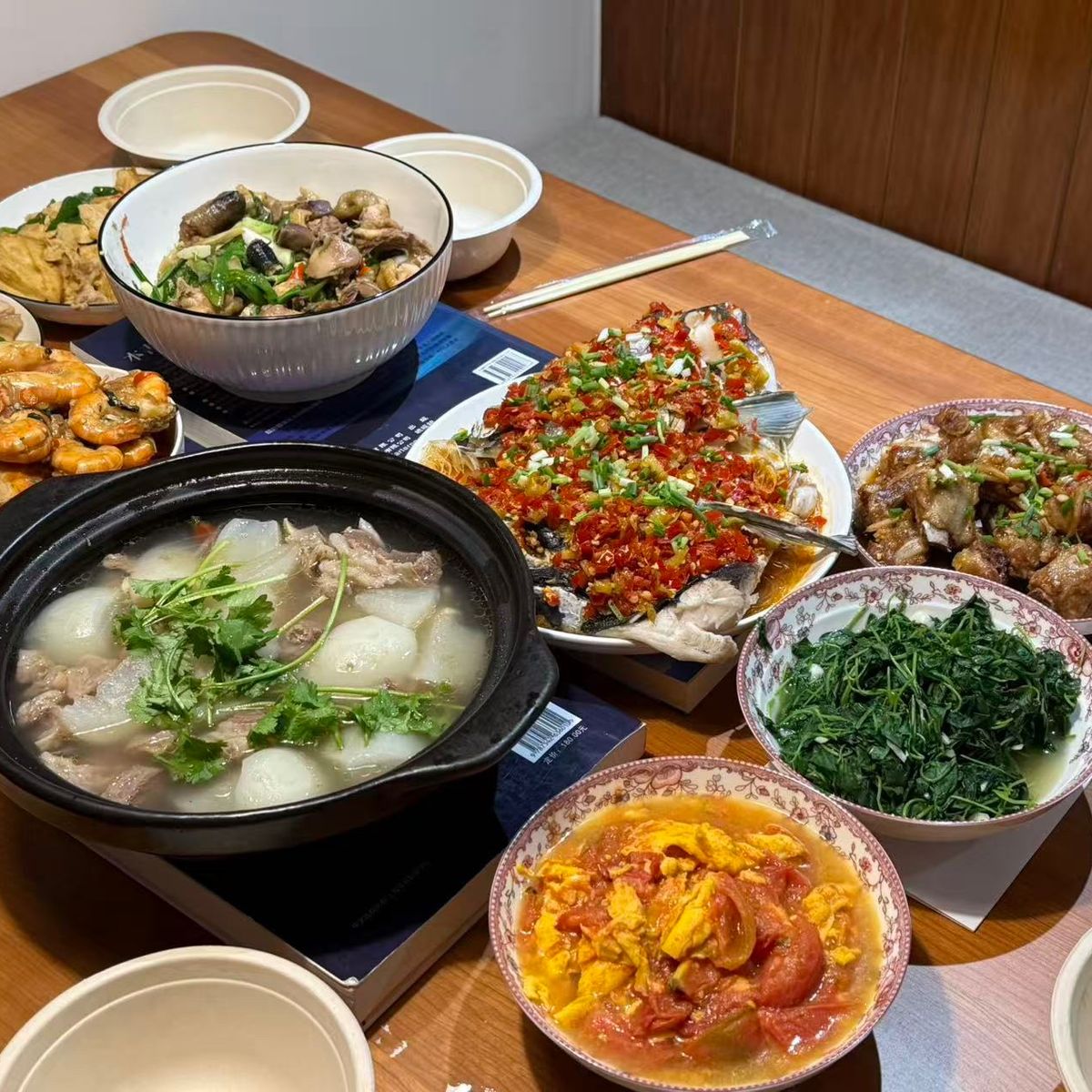 Authentic Shanghainese Dining Experience in a Local Home