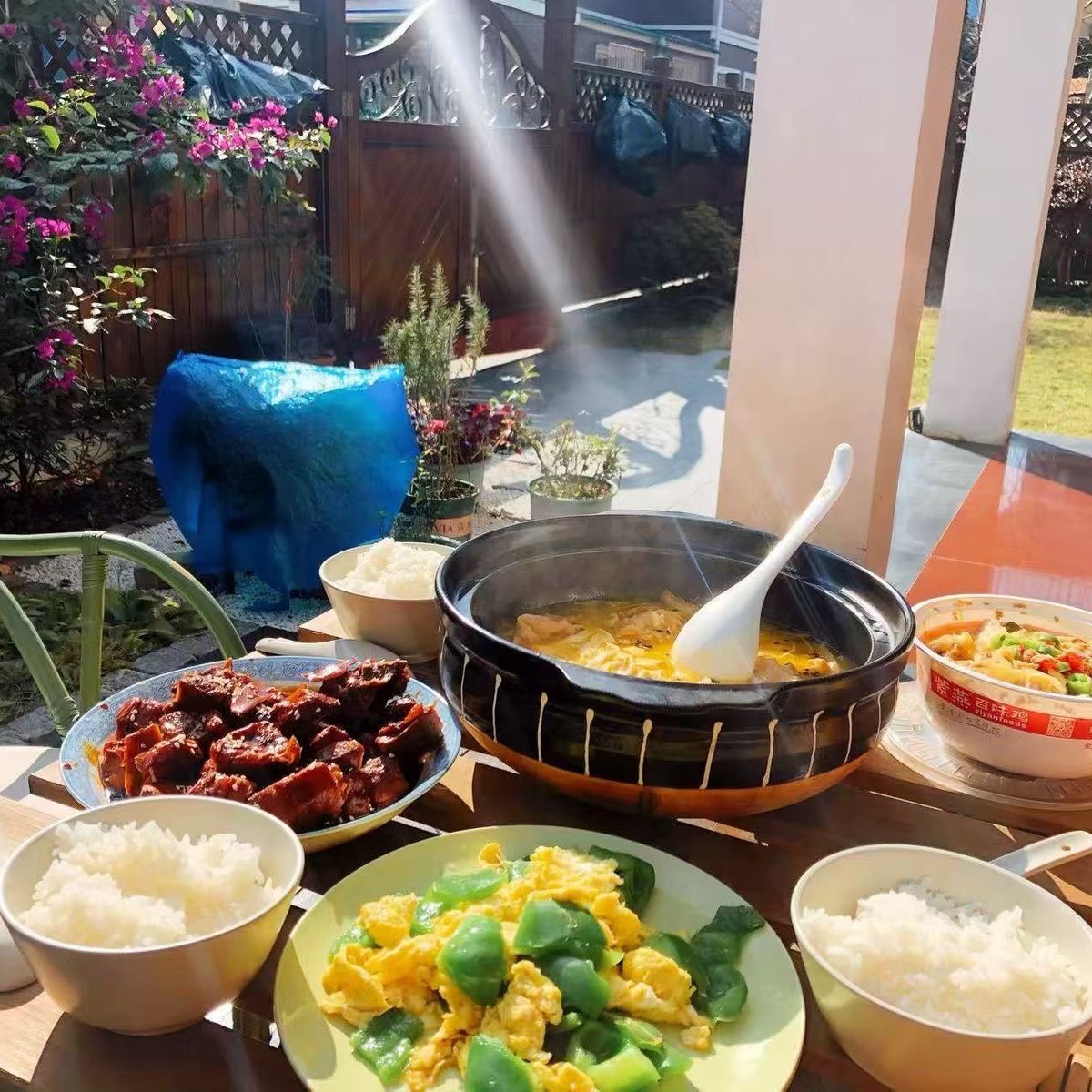 Authentic Shanghainese Dining Experience in a Local Home