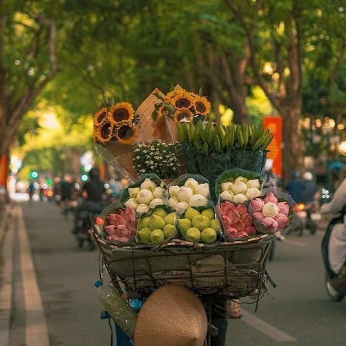 Rose Kitchen: Market Walk, Vegan Cooking and Culture Stories