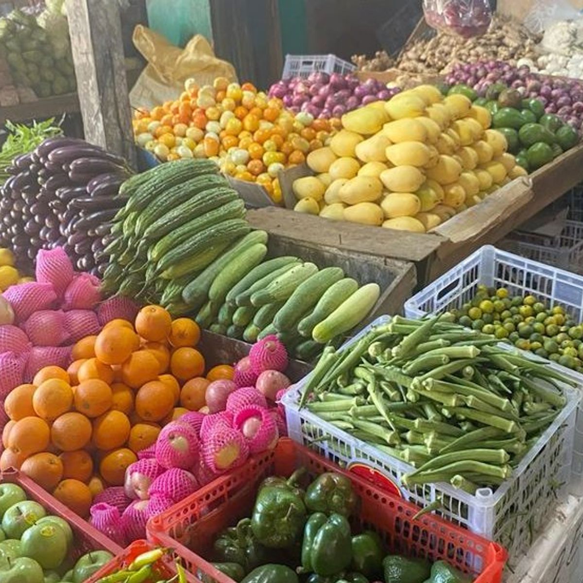 Rose Kitchen: Market Walk, Vegan Cooking and Culture Stories