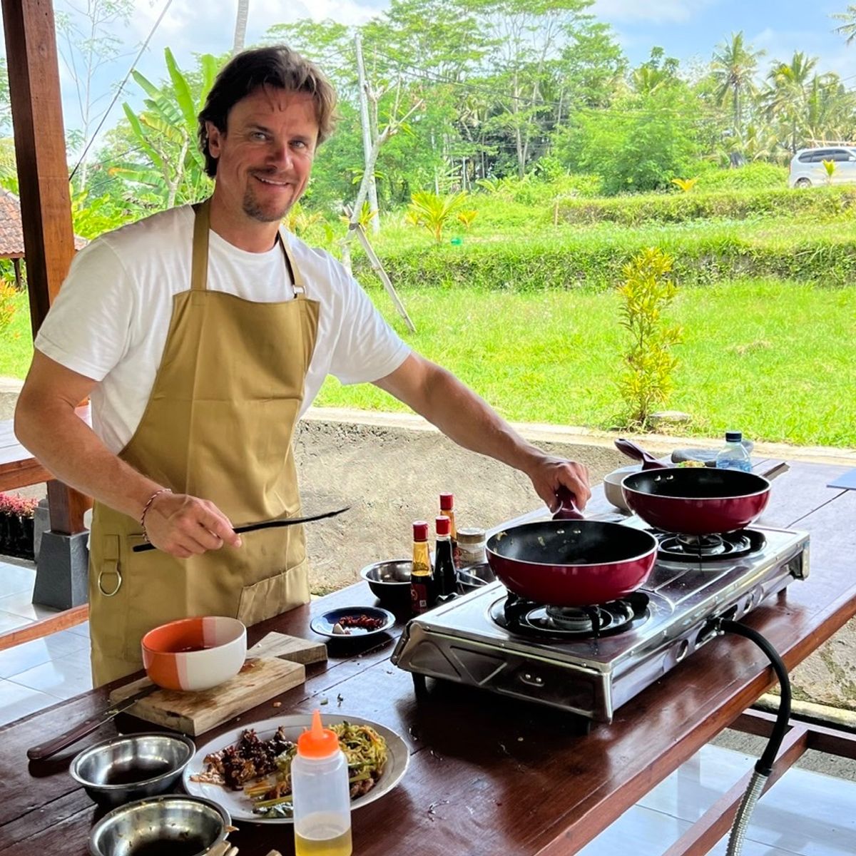 Balinese Cooking Class in Organic Farm with Traditional Market Tour