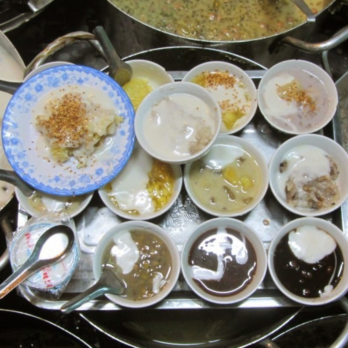 Vegan Food Tour on Scooter with Passionate Girl Riders