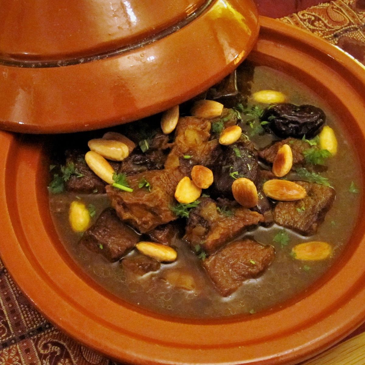 Discover Moroccan Cuisine: Vegan Moroccan Tagine + Souk Tour