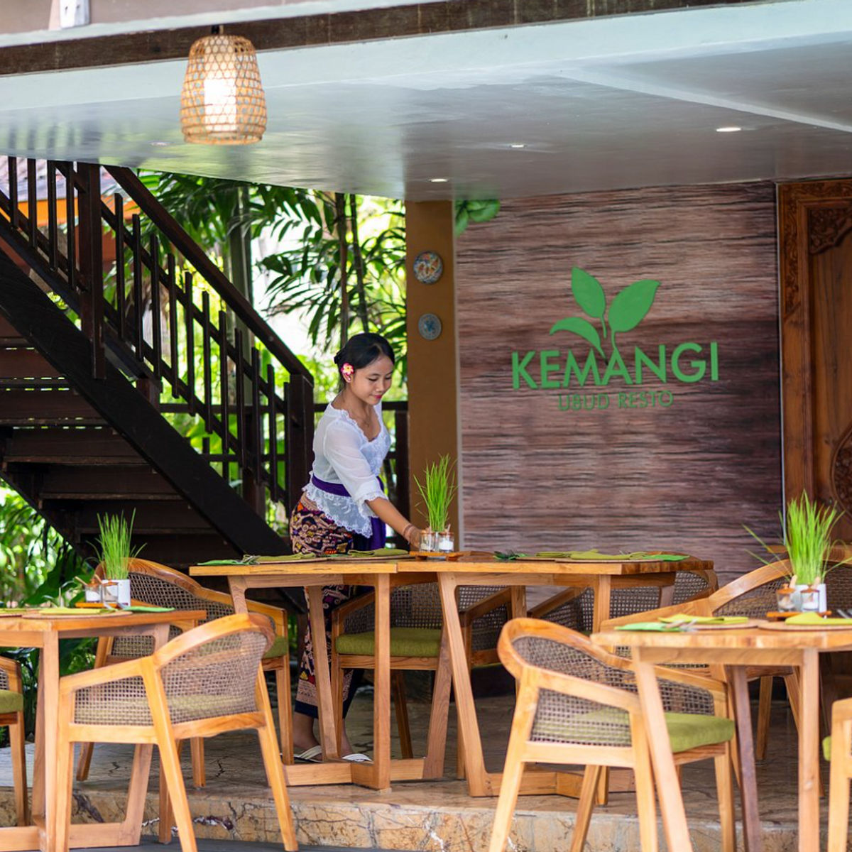 Balinese Market Tour and Cooking Class in a Tropical Garden Kitchen