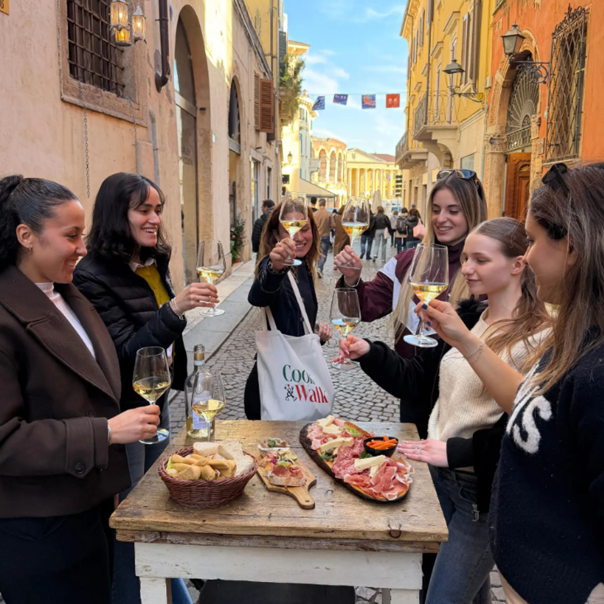 Verona: Gourmet Food Tour with Dinner, Wine & Gelato Experience