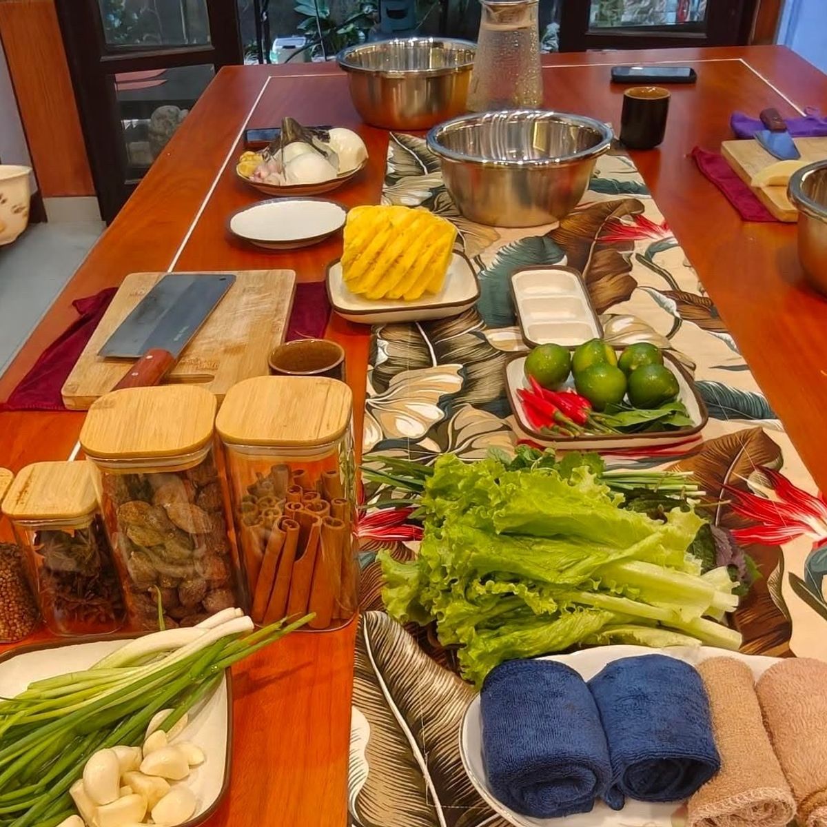 From Market to Home Kitchen: Vietnamese Cooking Class with Bánh Xèo & Salt Coffee