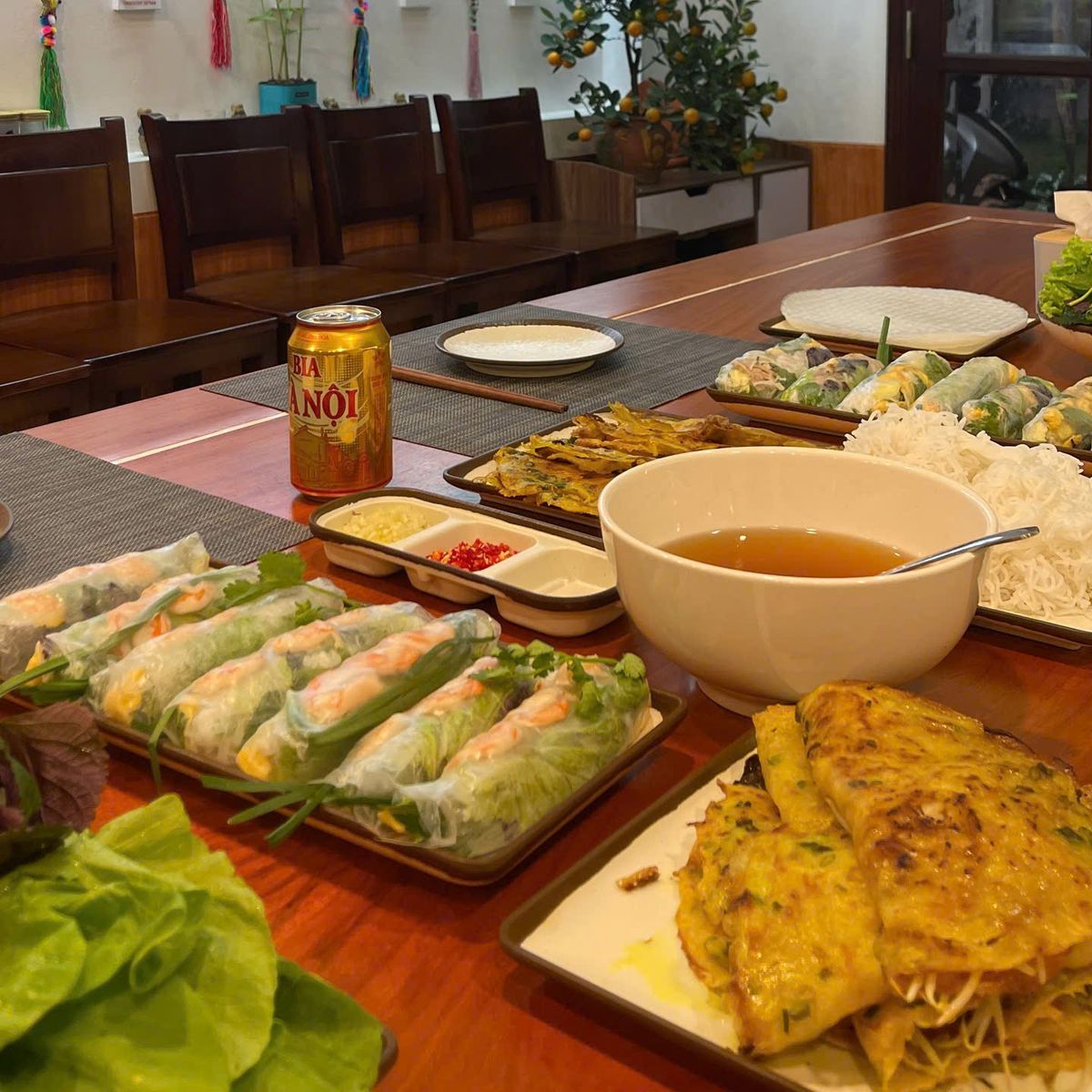 From Market to Home Kitchen: Vietnamese Cooking Class with Bánh Xèo & Salt Coffee