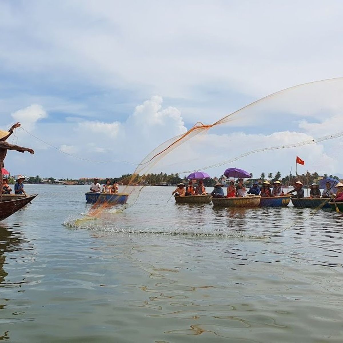 Marché local vietnamien, bateau-panier, pêche et expérience culinaire