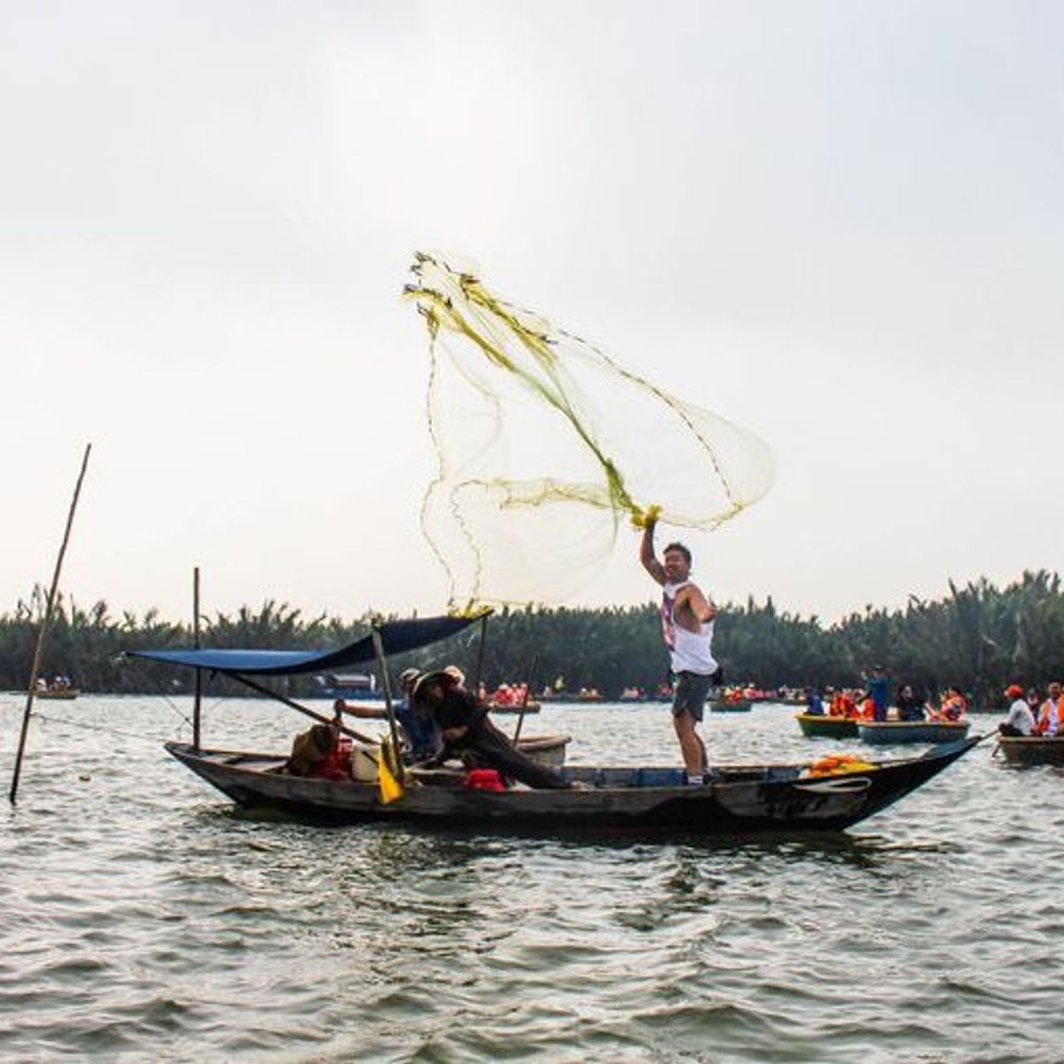 Marché local vietnamien, bateau-panier, pêche et expérience culinaire