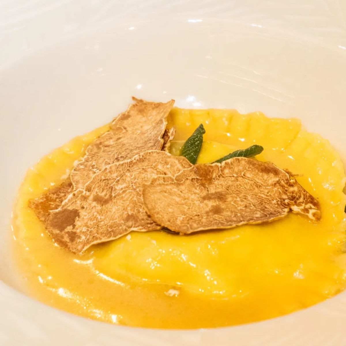 VIP Seasonal Truffle Experience: Private Pasta Masterclass & Wine in Rome (Up to 12 Guests)