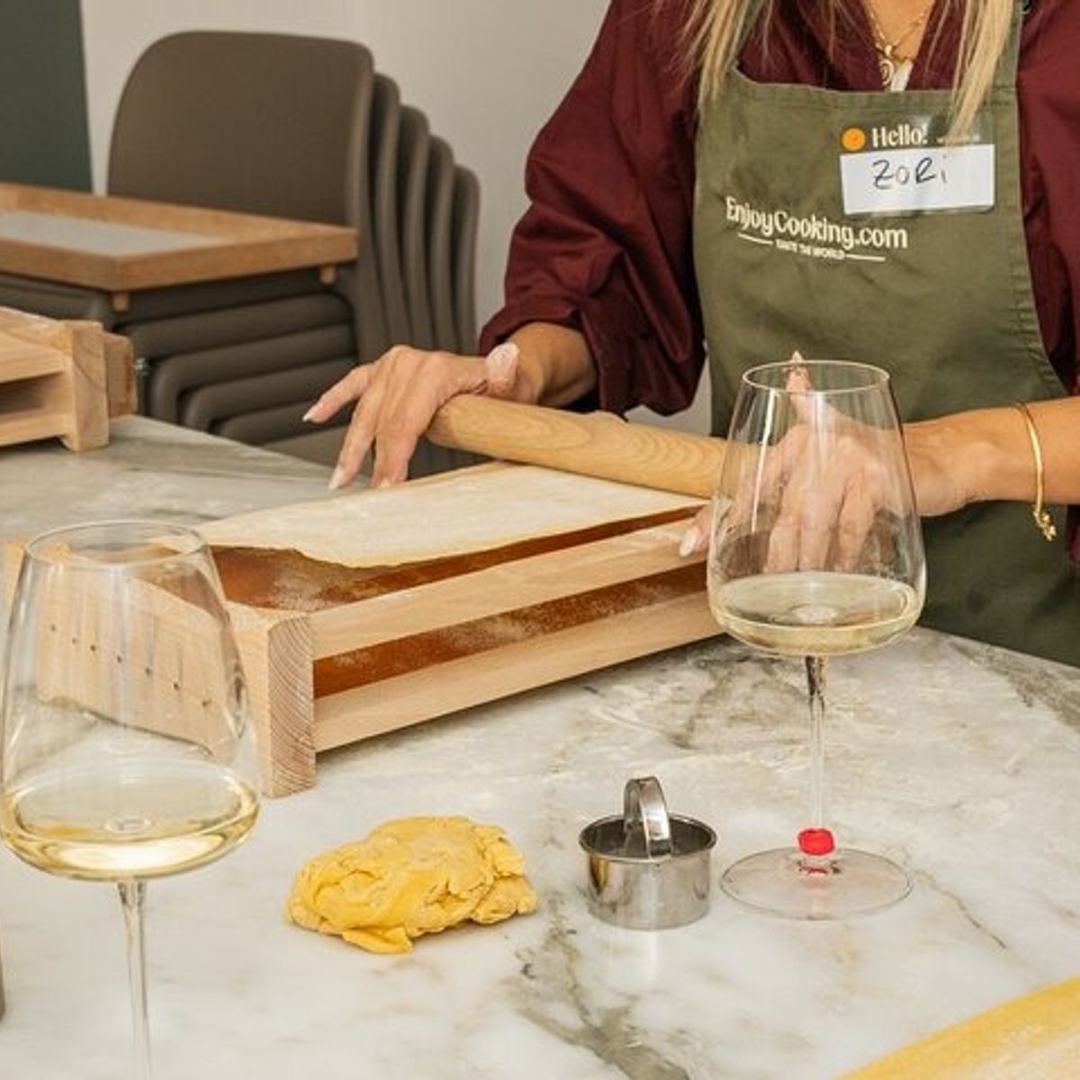 VIP Seasonal Truffle Experience: Private Pasta Masterclass & Wine in Rome (Up to 12 Guests)
