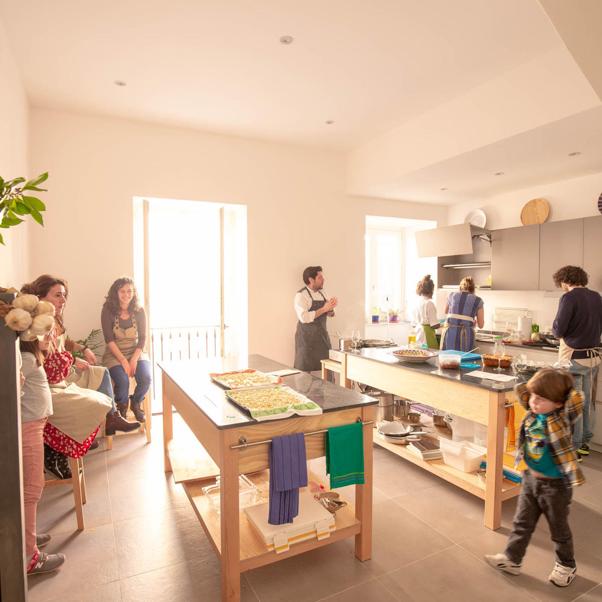 Sicilian Cooking Class with Mercato Del Capo Market Tour