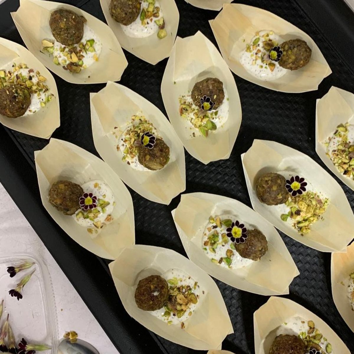 Vegan and Vegetarian Cooking Class with Unlimited Wine in the Heart of Venice