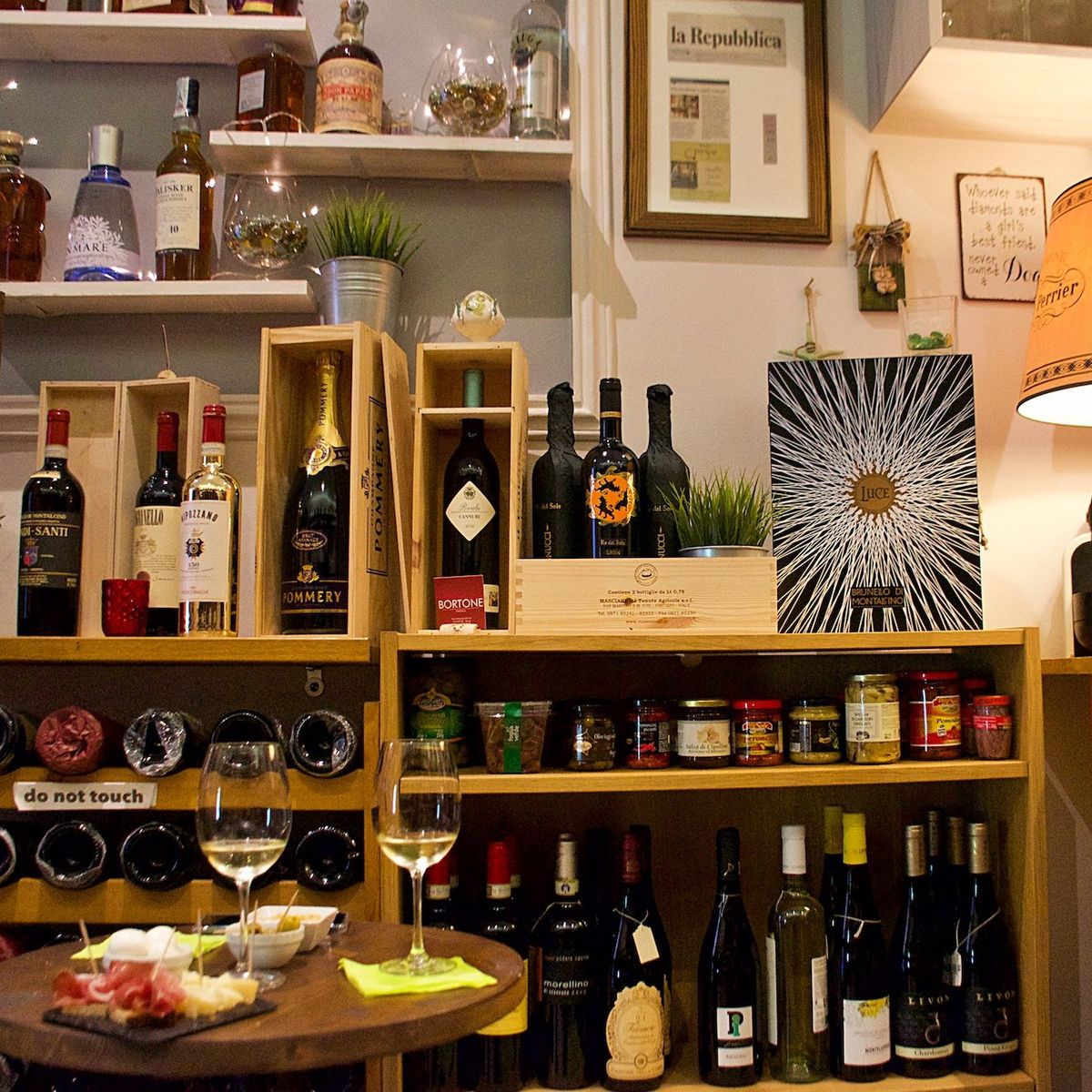 Wine Tasting with 6 Different Italian Fine Wines, Cured Meats, and Cheeses