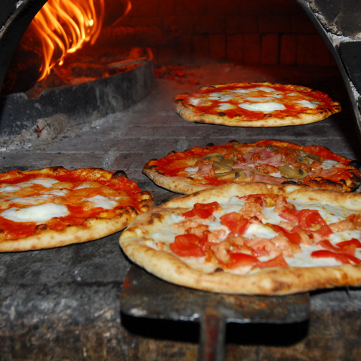 Wine Tasting San Casciano dei Bagni in Val d'Orcia with Local Food specialities
