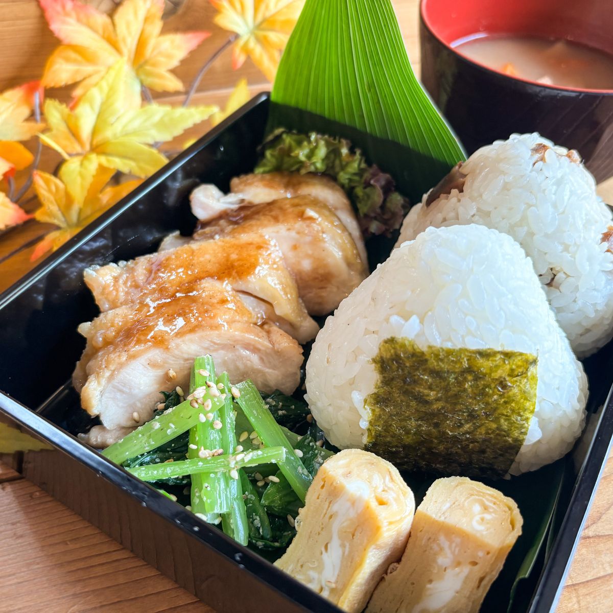 Master Teriyaki Chicken Bento and Onigiri in Tokyo Cooking Class
