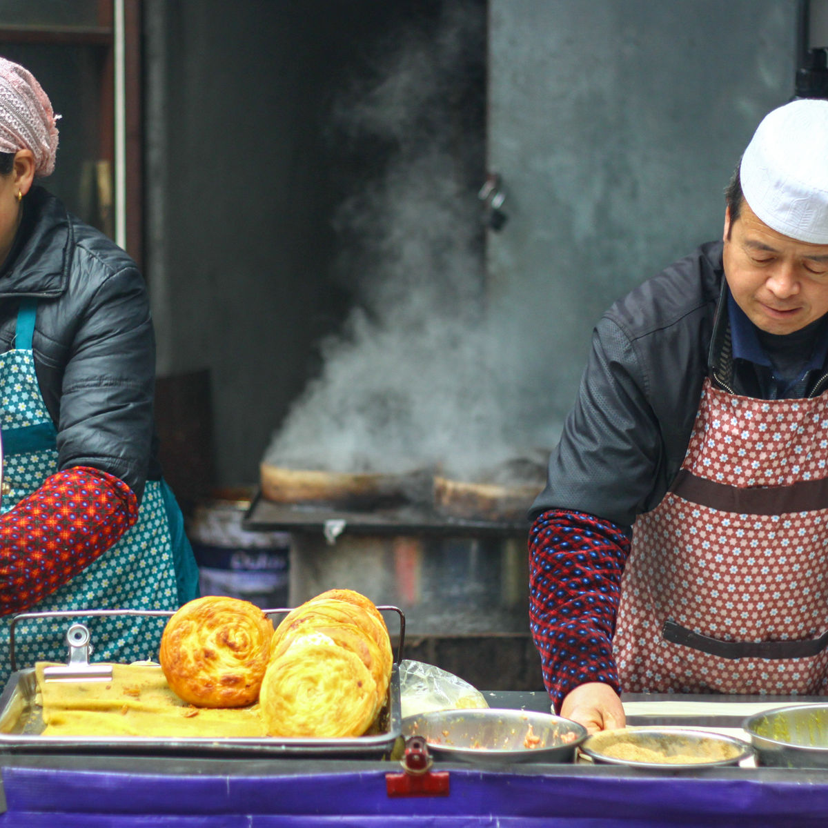 Xian Morning Food & Market Tour with Tuk Tuk