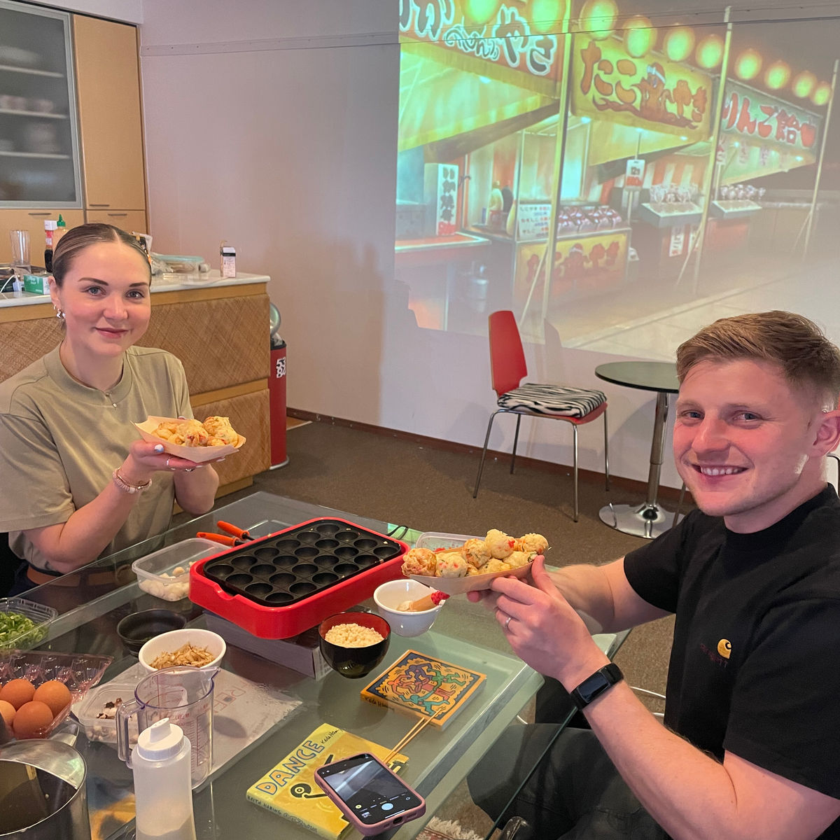 Yakisoba & Karaage Tasting and Make Your Own Takoyaki in Osaka