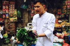 Corso di cucina vietnamita con visita al mercato.