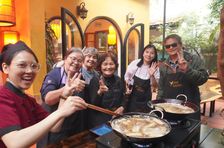 地元の人のように料理しよう：ハノイのブンチャー、ネムラン、バナナの花のサラダ