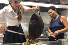Mom's Authentic Home Style Thai Cooking Class