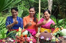 Full-Day Balinese & Indonesian Cooking Class with Market & Garden Tour