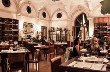 Gourmet Tasting Dinner with Wine Pairing in Luxury Restaurant near the Pantheon