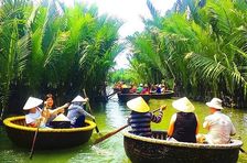 Pasar Tempatan, Bot Bakul dan Pengalaman Membuat Tanglung dengan Kelas Kulinari di Hoi An