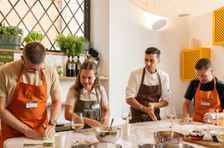 Italian Cooking Trio: Pizza, Pasta & Gelato in Piazza Mattei