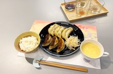 Kelas Memasak Gyoza Jepang & Tur Pasar di Tokyo