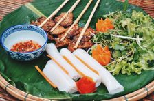 Visita al mercado con clase de cocina vietnamita y recorrido en bicicleta.