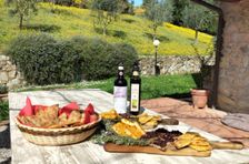 Tuscan Countryside Family-Style Cooking Class in Chianti with Wine