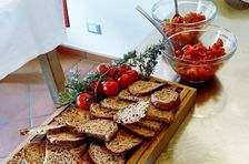 Private Authentic Family-Style Tuscan Cooking Experience in Chianti (1–2 Guests)