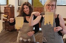 Pasta and Tiramisu Culinary Class with Wine Tasting in Rome