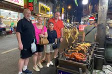 Tour gastronómico por las calles de Saigón con lugareños