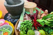 Discover the Secrets of Thai Cooking and have fun with a Market Tour