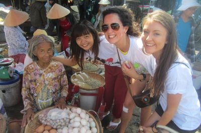 Hue Cooking Class + Market Tour