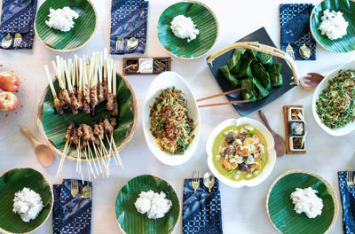 Authentic 15-Recipe Balinese Ceremonial Feast, only 8 cooks per class - Pick Organic Produce in our Garden.
