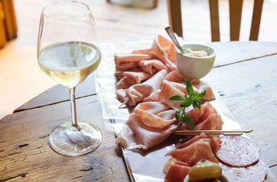 Bologna by Night: Guided Tour, Food & Wine Tasting